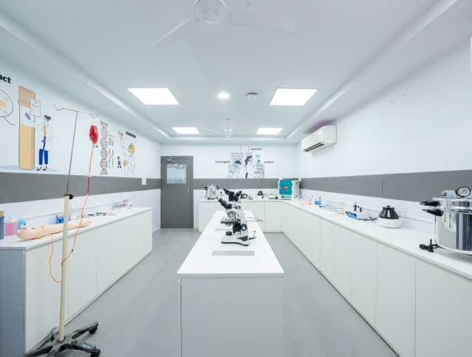 Emversity School of Health Sciences, Nagpur Labs(3)