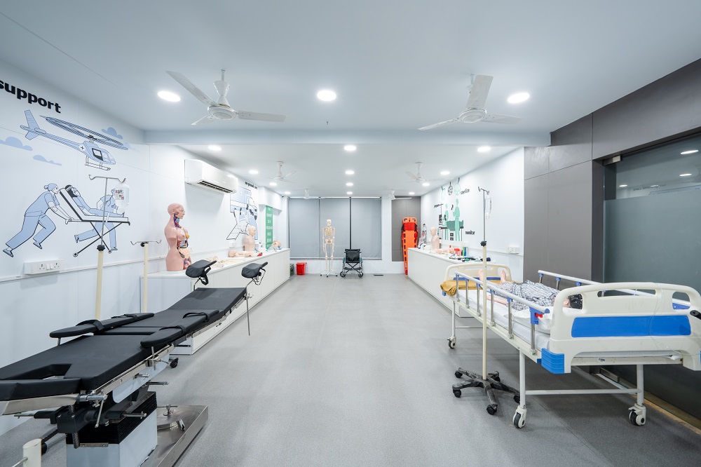 Emversity School of Health Sciences, Nagpur Labs(6)