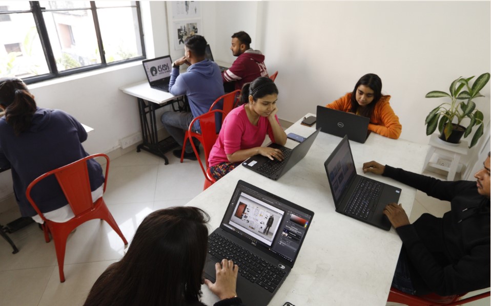 ESEDS School of Design Labs(6)