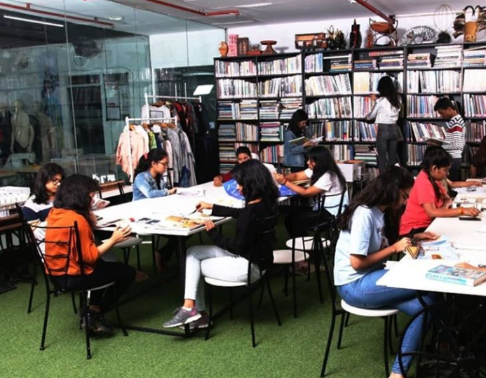 ESEDS School of Design Library(1)