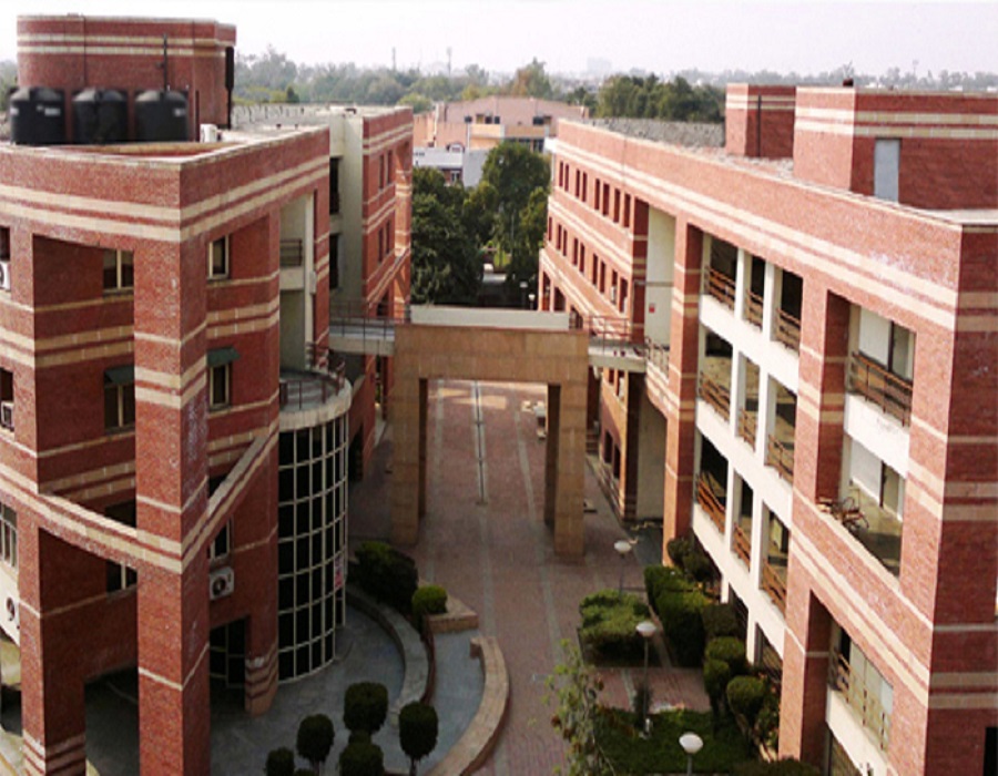 Faculty of Technology, University of Delhi Campus Building(2)