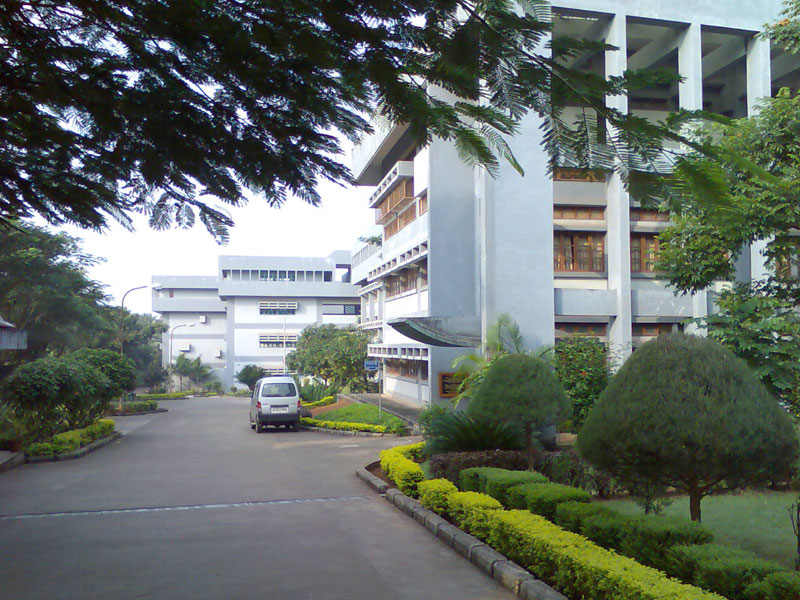 Fr. Conceicao Rodrigues College of Engineering Campus View(1)
