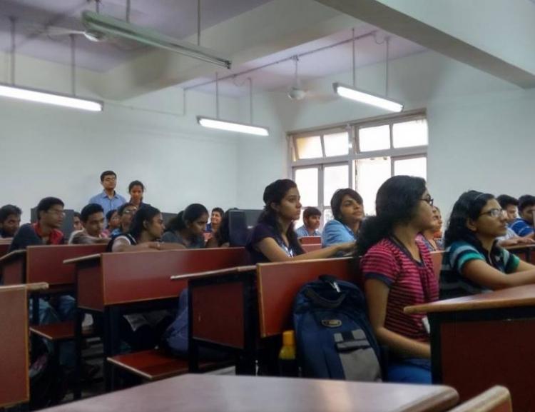 Fr. Conceicao Rodrigues College of Engineering Classroom(1)