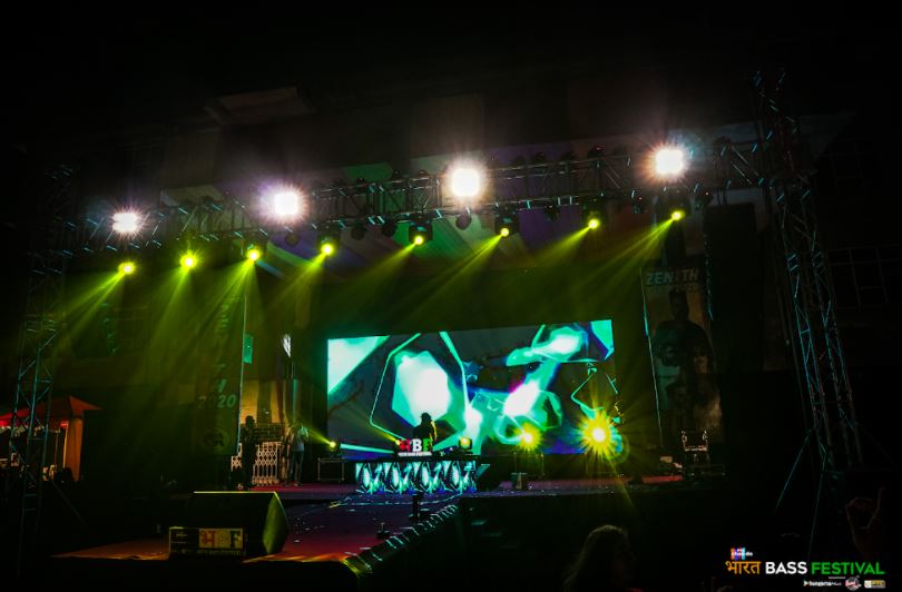 Gitarattan International Business School Fest(5)
