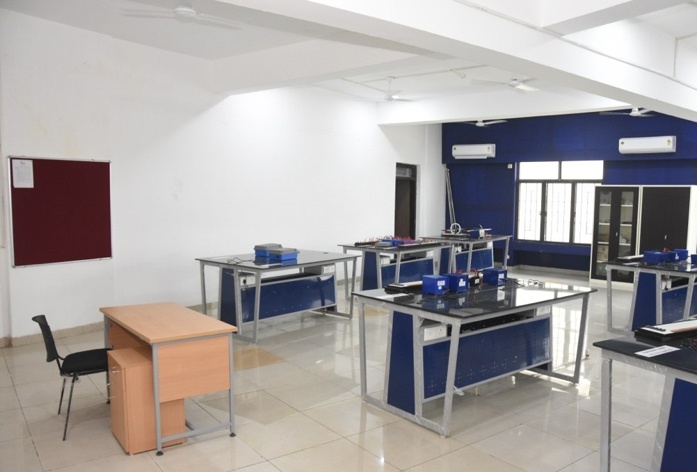 GLA University Greater Noida Labs(1)