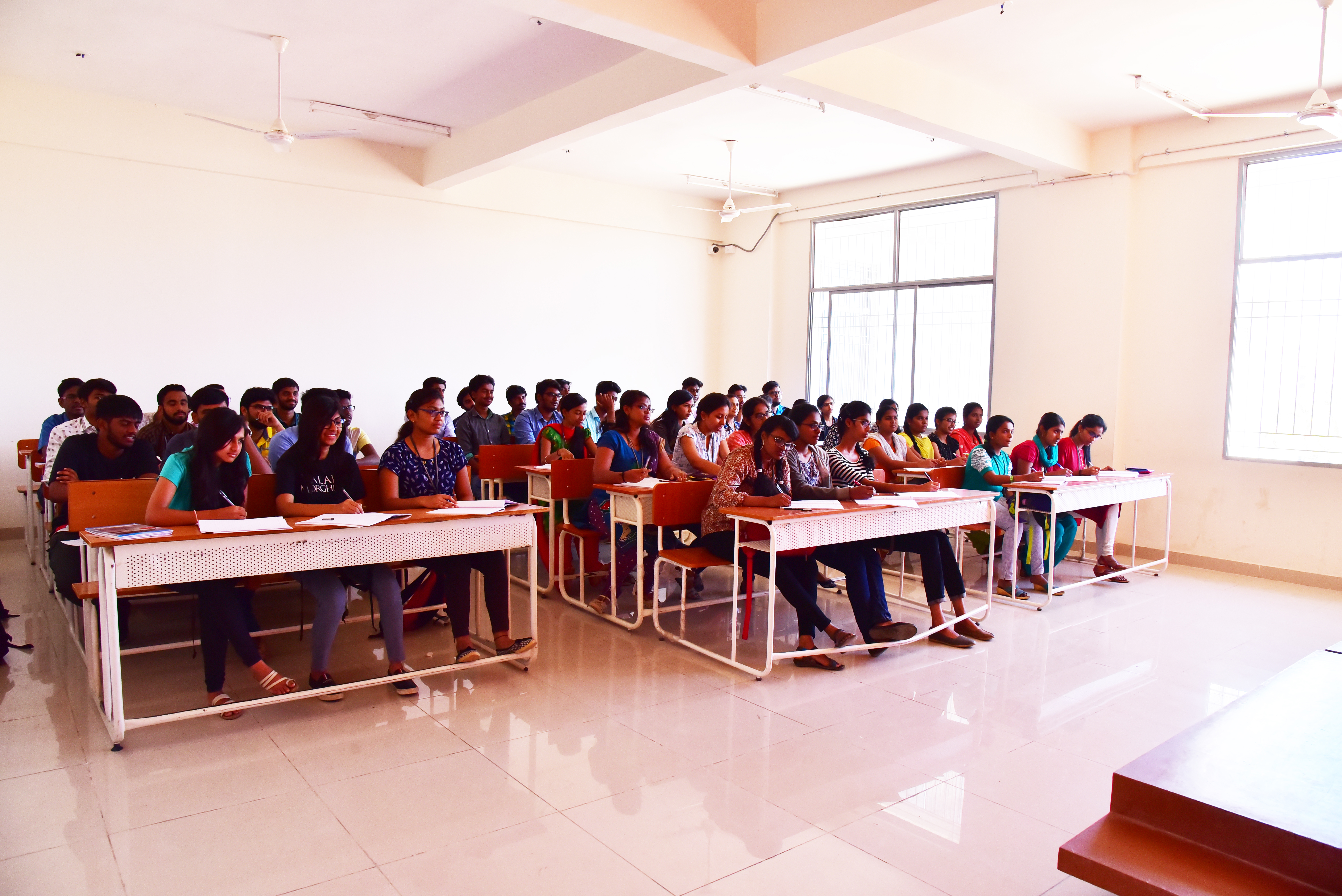 Gopalan College of Engineering and Management Classroom
