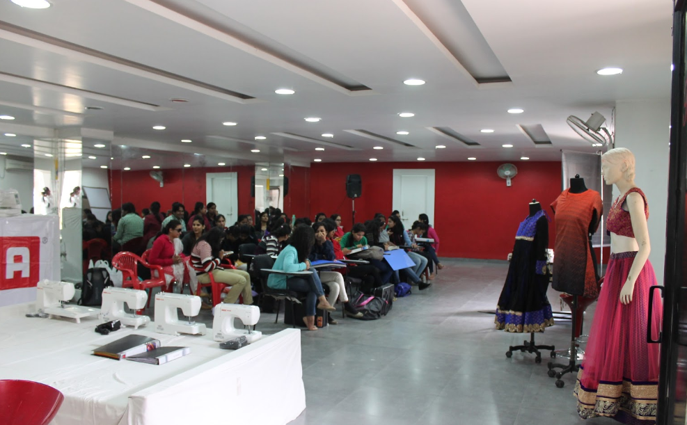 Graffiti Institute of Fashion Technology Classroom