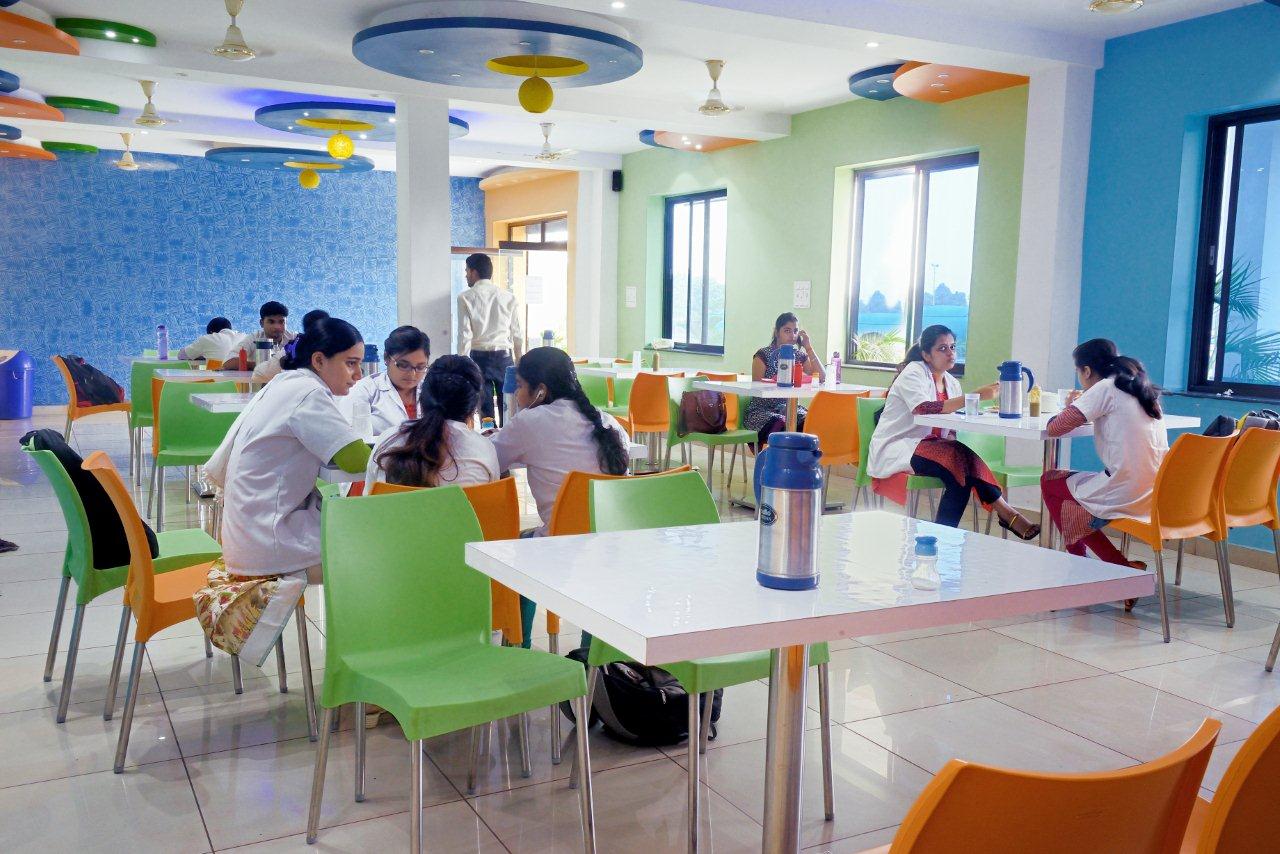 Hazaribag College of Dental Sciences and Hospital Cafeteria / Mess