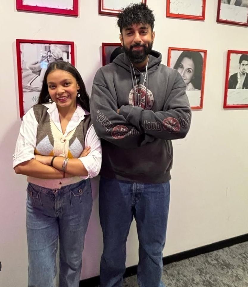 HIMCOM Celebrity Visit(1)