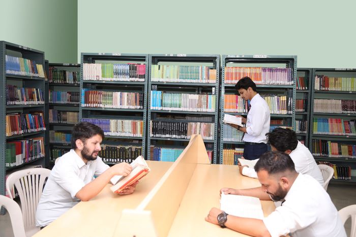 Himalayiya University Reading Room
