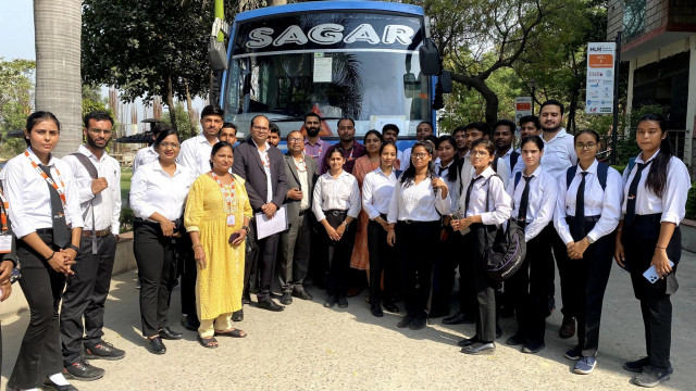HLM Group of Institutions Industrial Visit