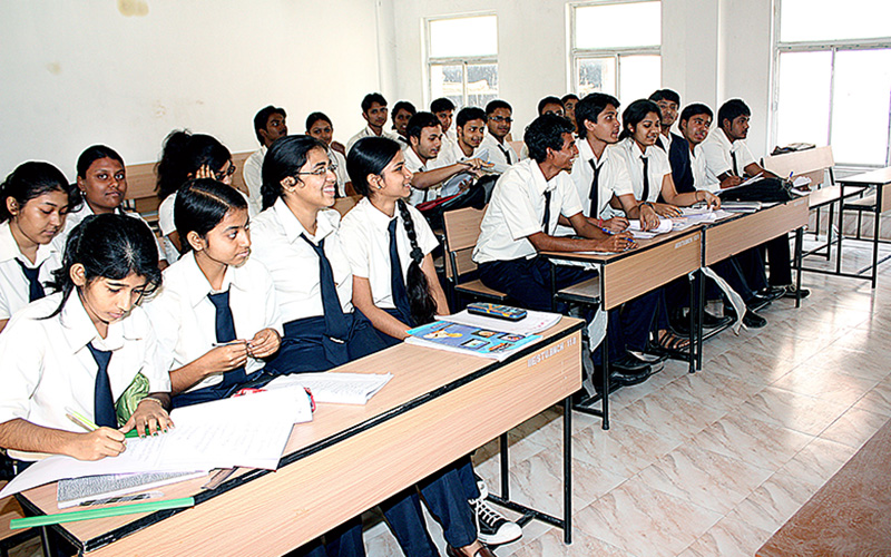 Ideal Institute of Engineering Classroom(1)