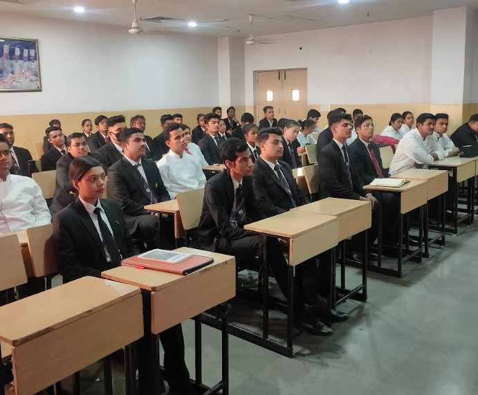 RIG Institute Greater Noida Classroom(3)