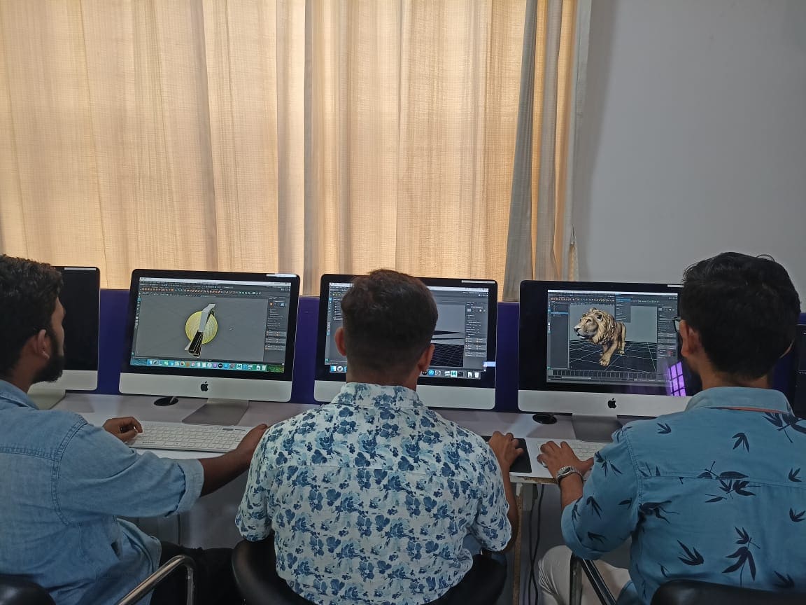 IIFA Lancaster Degree College Labs(4)