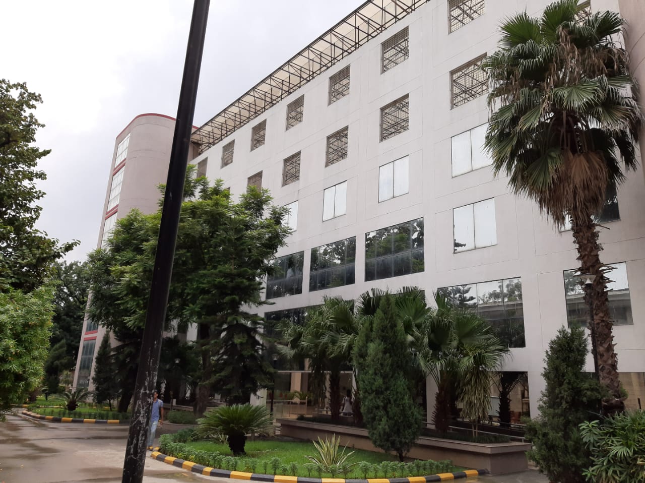 IIT Roorkee Campus Building(2)