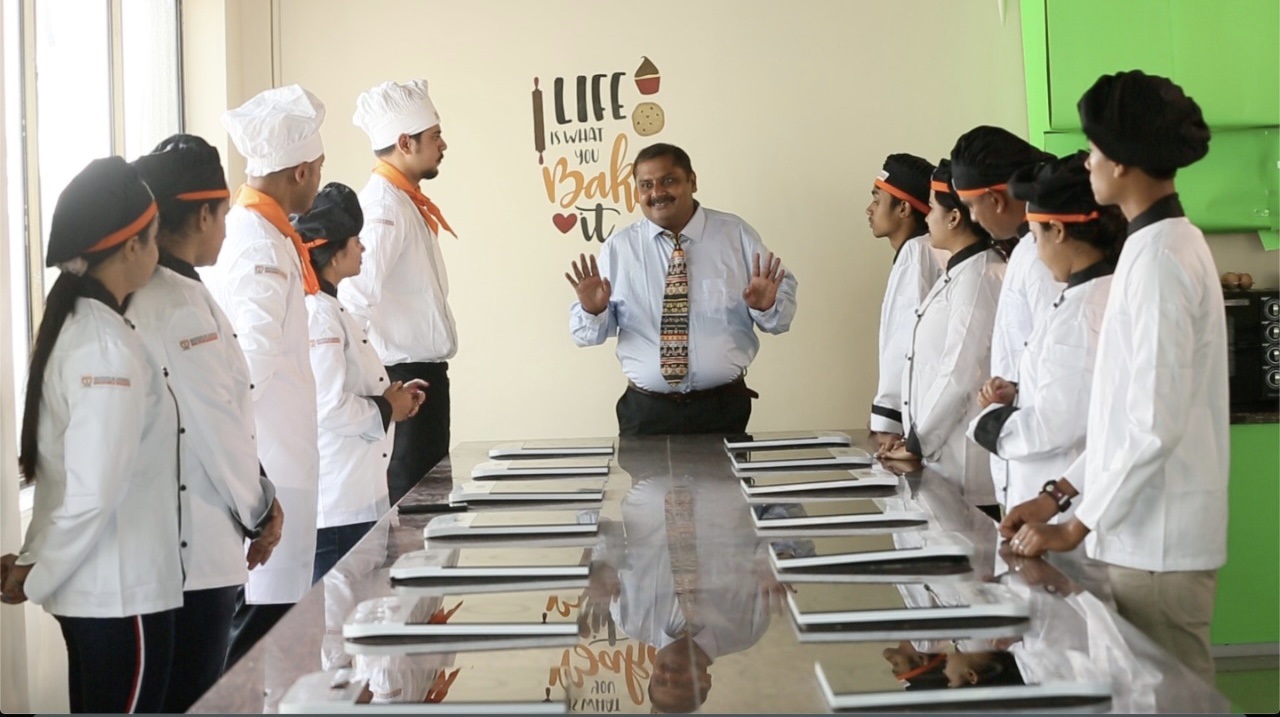 IMAS Business School Others(4)