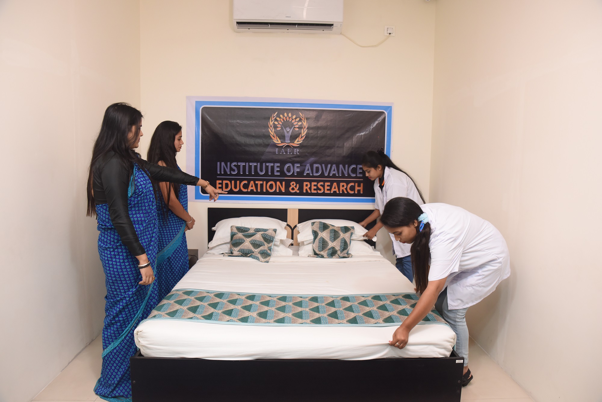 IMAS Business School Others(5)