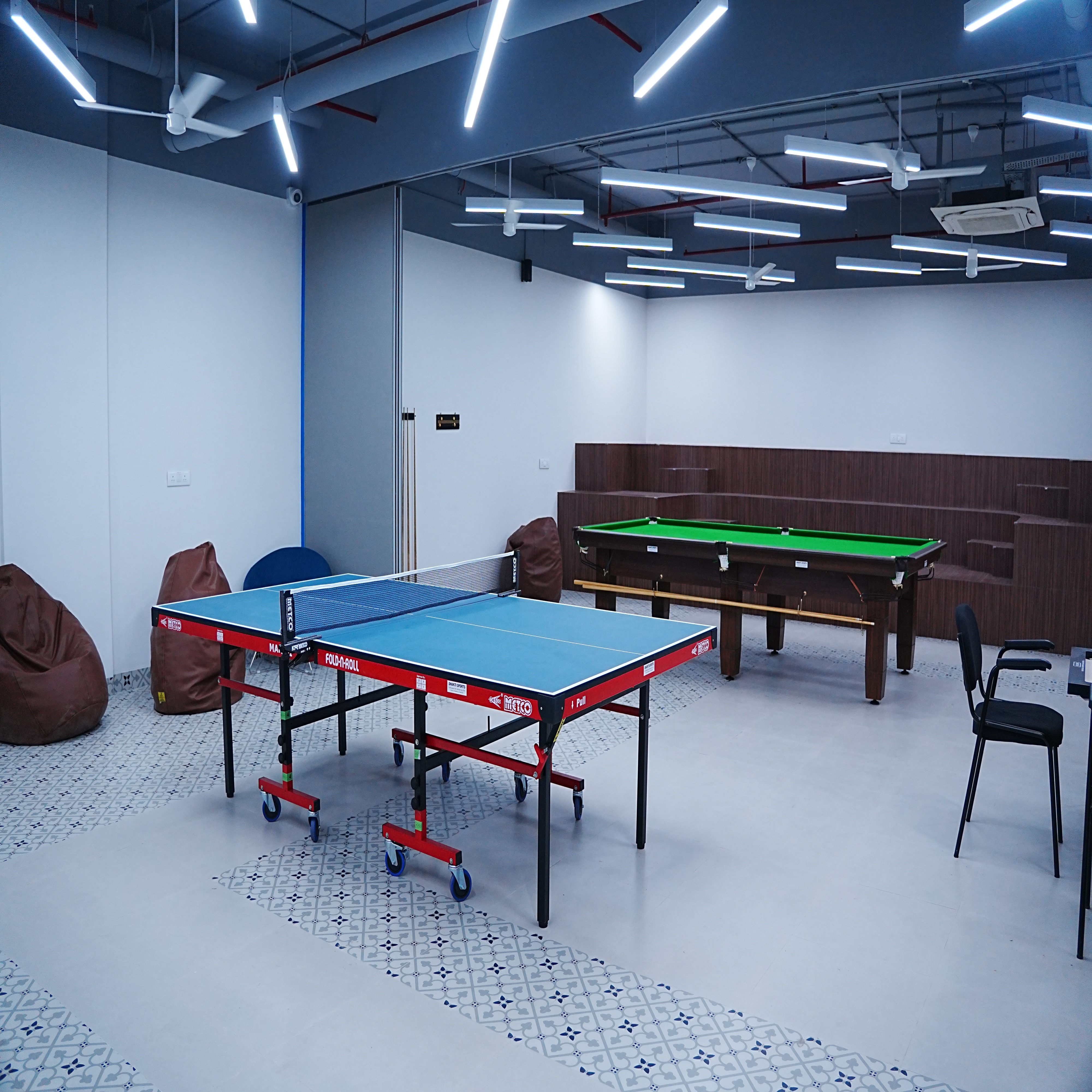 Imperial School of Banking and Management Studies Sports Facility