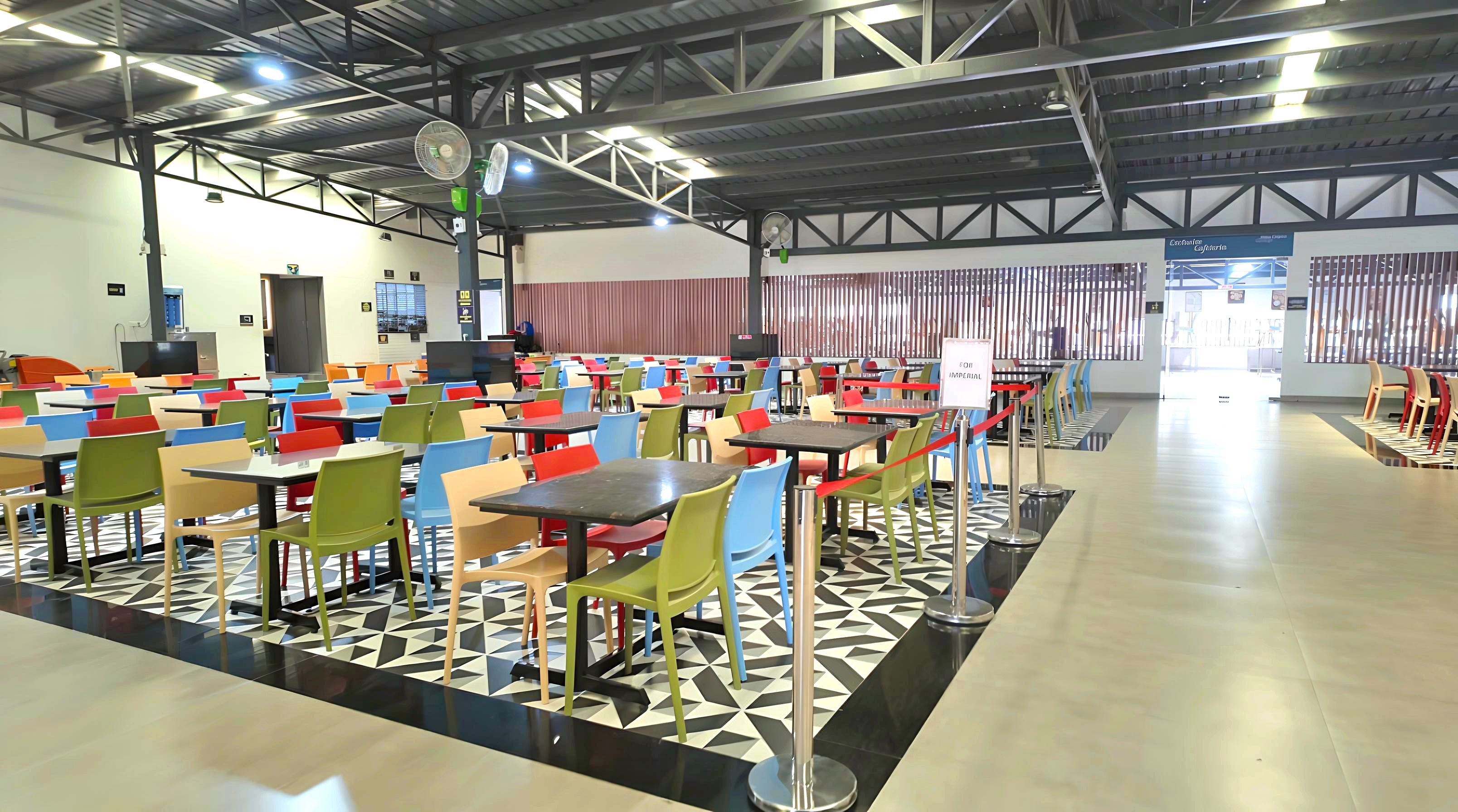 Imperial School of Banking and Management Studies Cafeteria / Mess