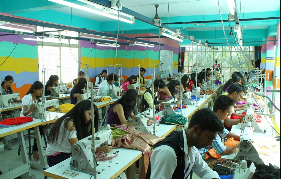 Indian Institute of Fashion Technology Labs(1)