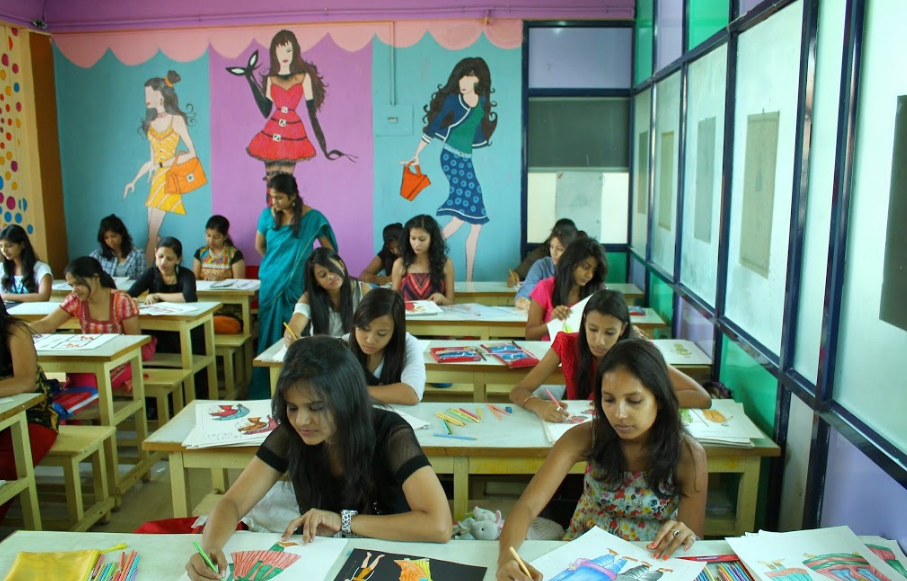 Indian Institute of Fashion Technology Classroom
