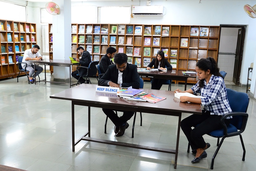 IIFM Bhopal Library(1)