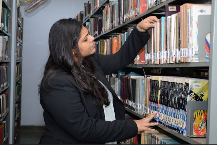 IIFM Bhopal Library(3)