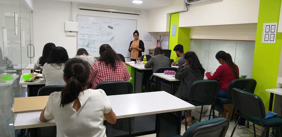 Indian Institute of Gems and Jewellery, Mumbai Classroom(1)