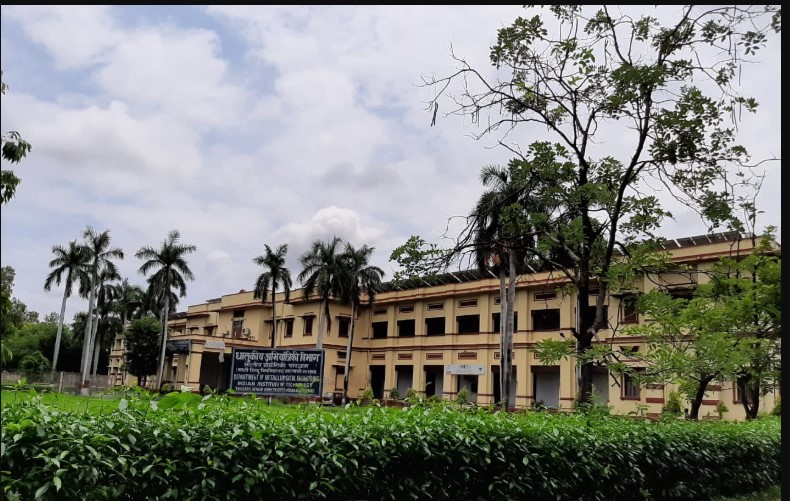 IIT BHU Campus View(4)
