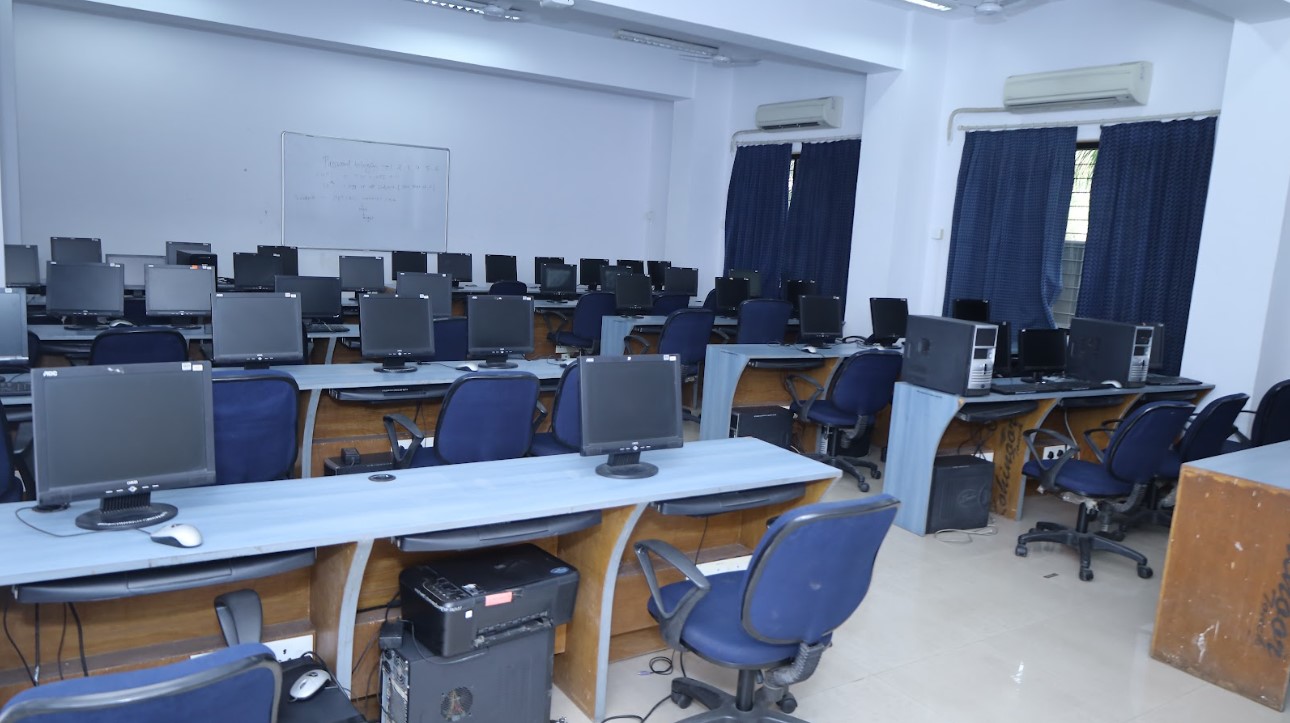 Indira Institute of Business Management Labs(2)