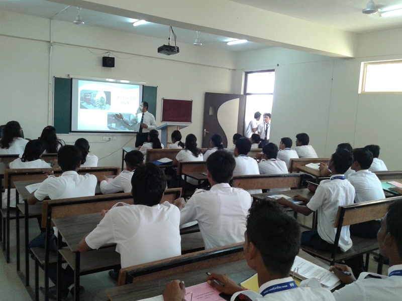 IIA Classroom(2)