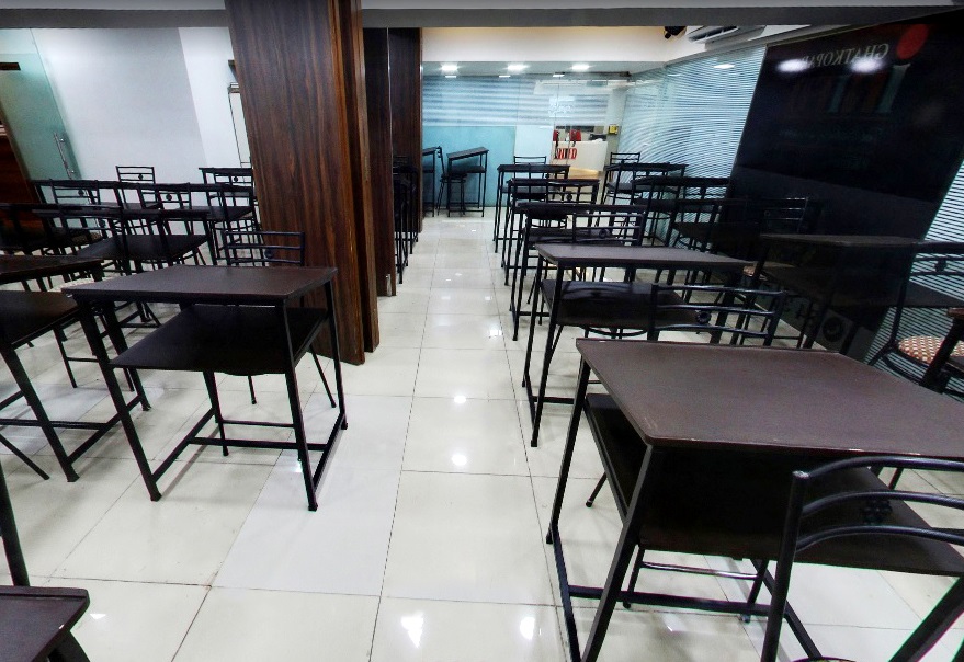 International Institute of Fashion Design Classroom(2)