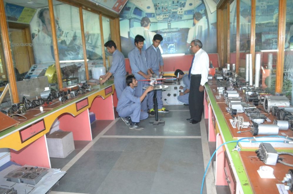 Institute of Aeronautics and Engineering Bhopal Labs(2)