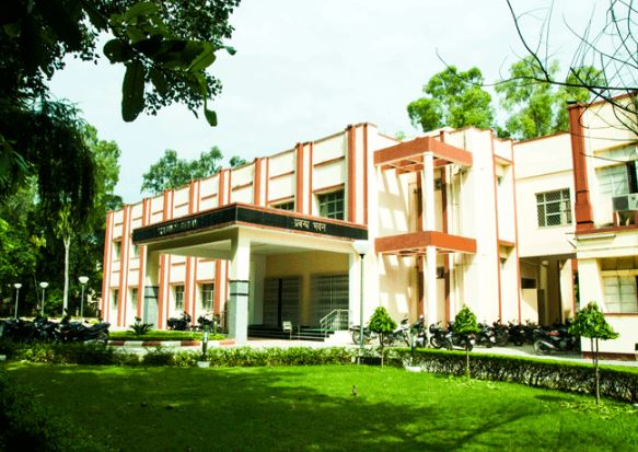 Institute of Management Studies BHU Academic Block