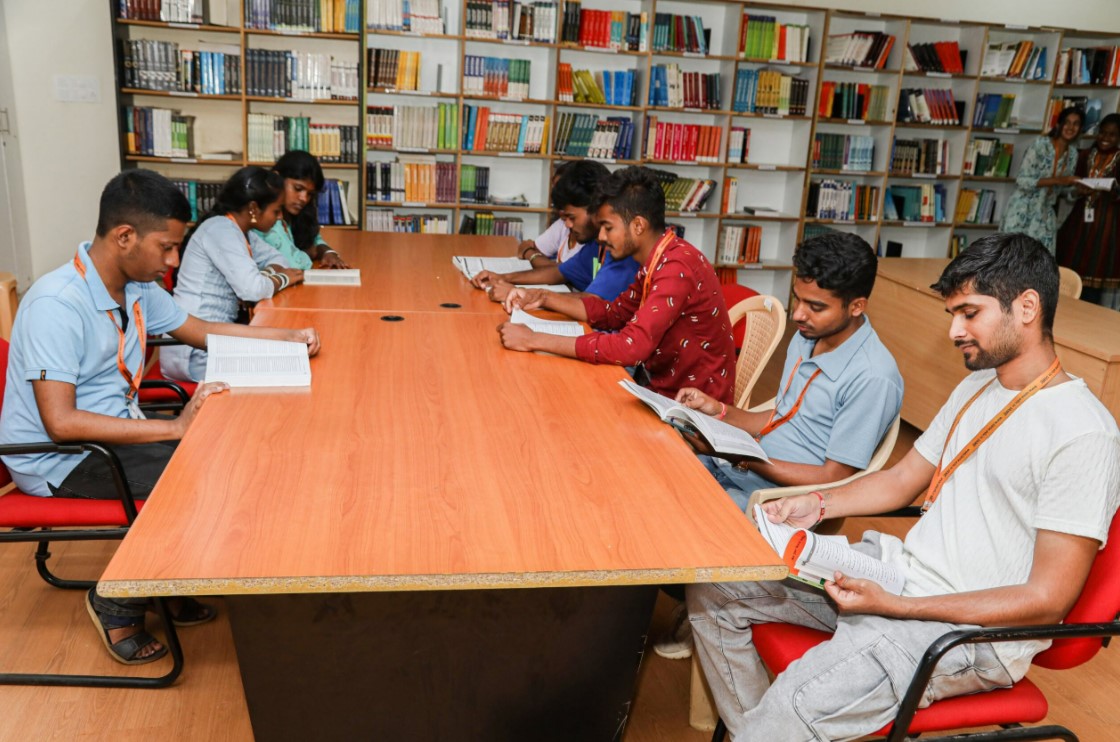 International Academy of Management and Entrepreneurship Library(2)