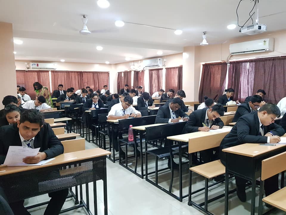 IIHM Pune Classroom(2)