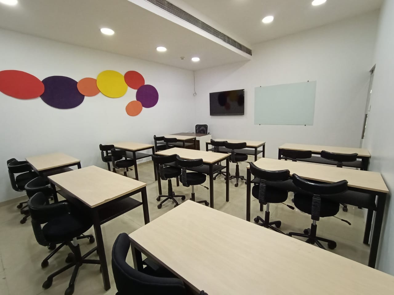 INSD Andheri Classroom(2)