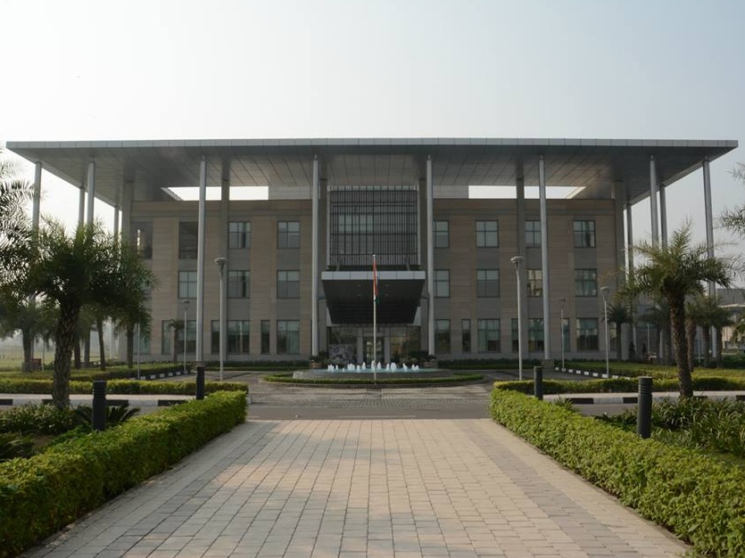 ISB Mohali Campus Building(2)