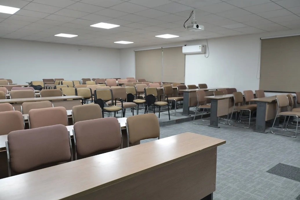 Indian School of Business and Finance Classroom