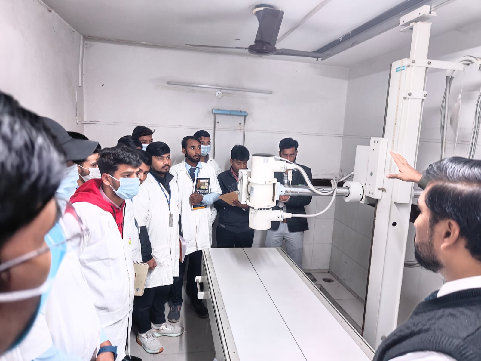 Ishan Institute of Pharmacy Labs(5)