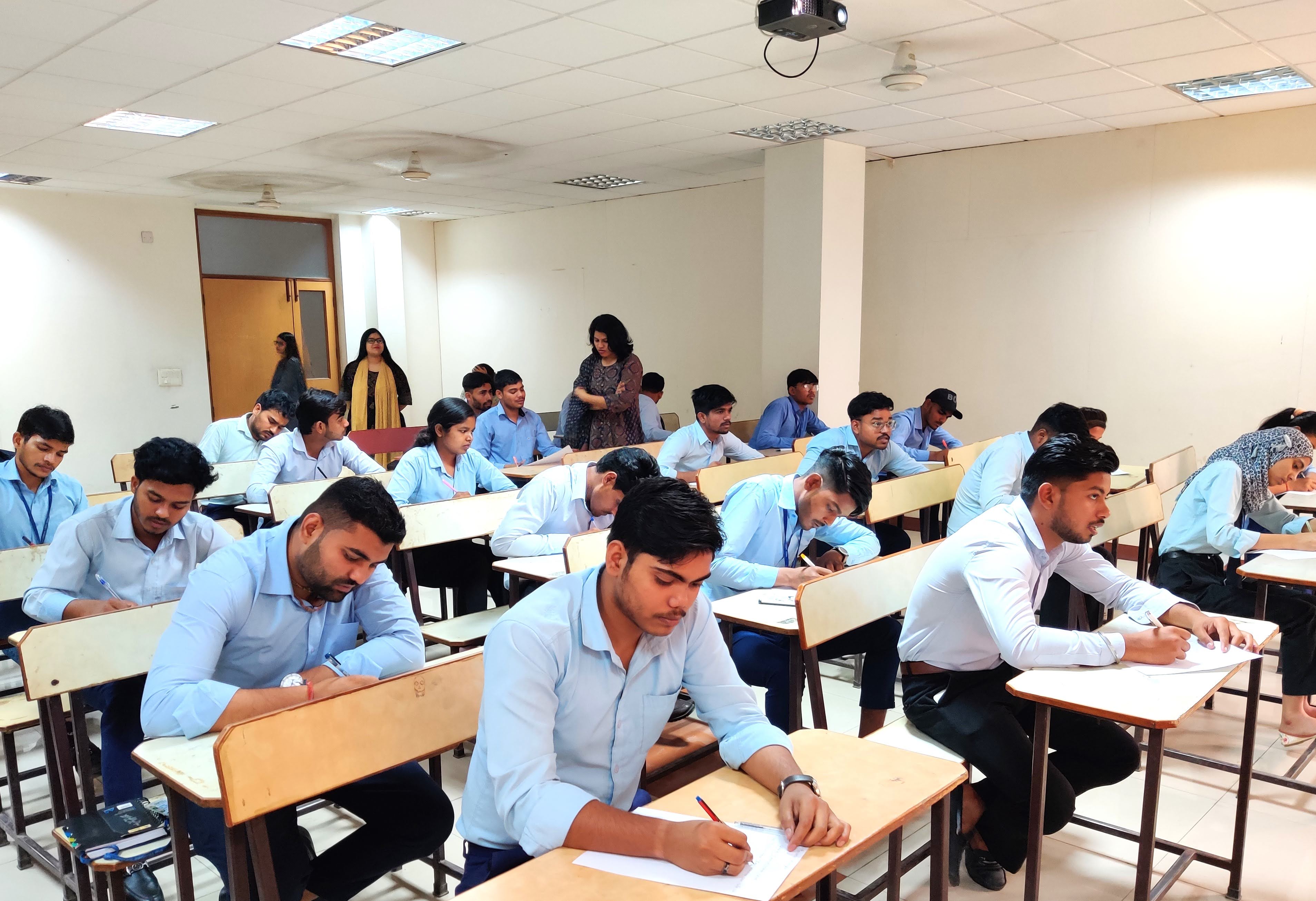 Ishan Institute of Pharmacy Classroom