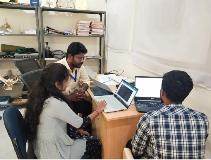 Ishwar Institute of Prosthetics and Orthotics Labs(1)