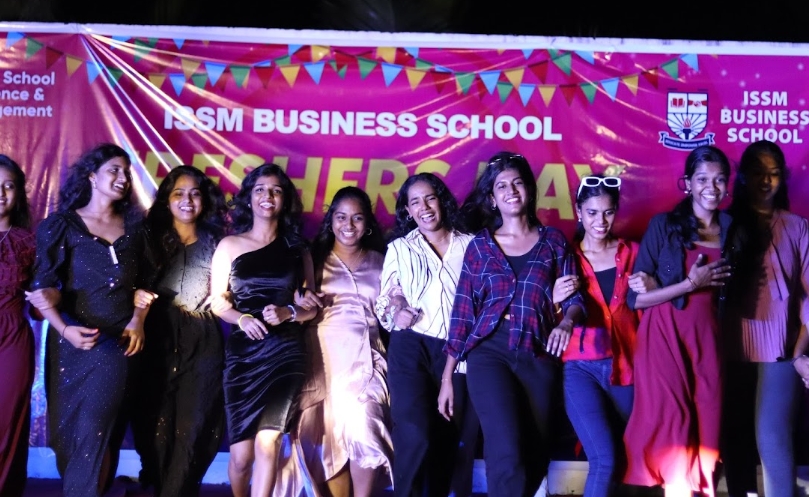 ISSM Business School Campus Building(6)