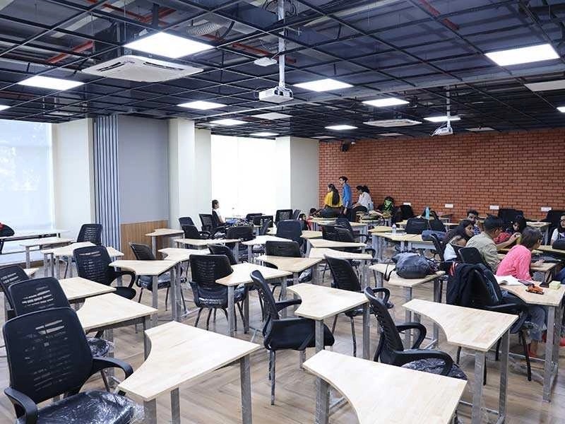 ITM Institute of Design and Media Classroom(1)