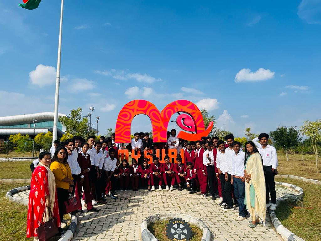 IZee Business School Others(17)
