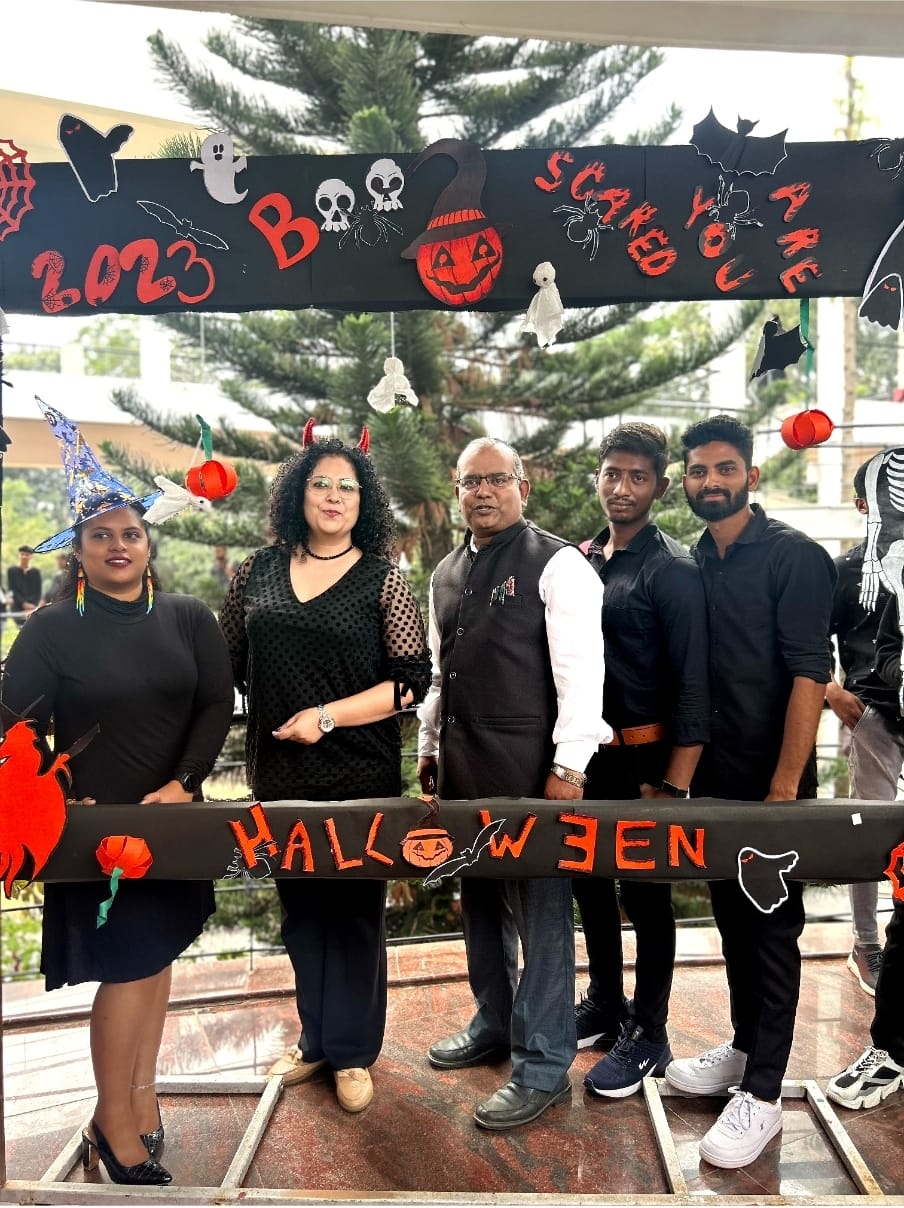 IZee Business School Others(23)