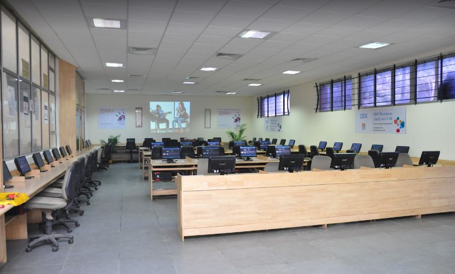 Jagdish Sheth School of Management Labs
