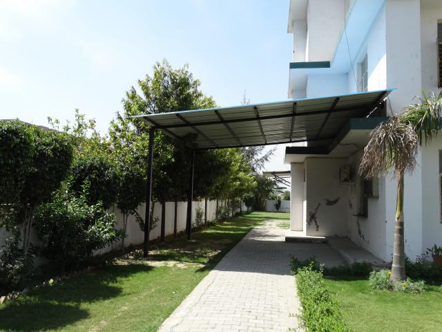 Janhit Institute of Education & Information Entrance