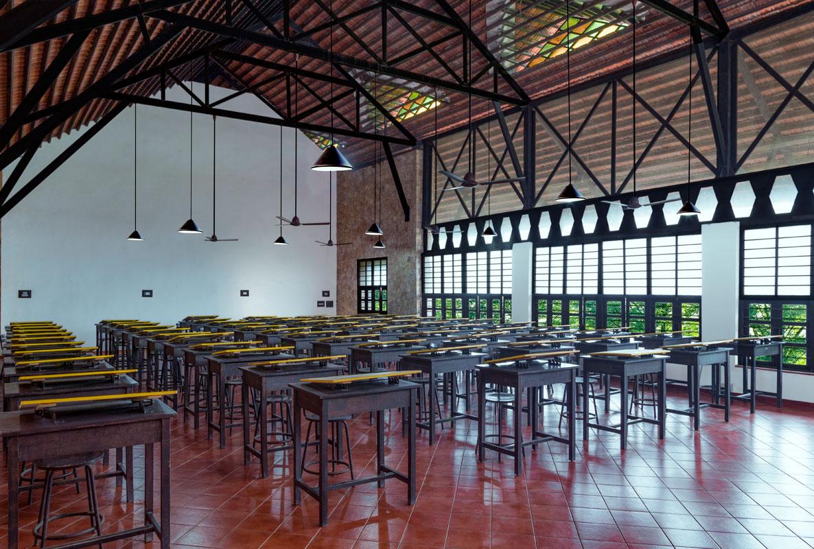 JD College of Engineering and Management Classroom