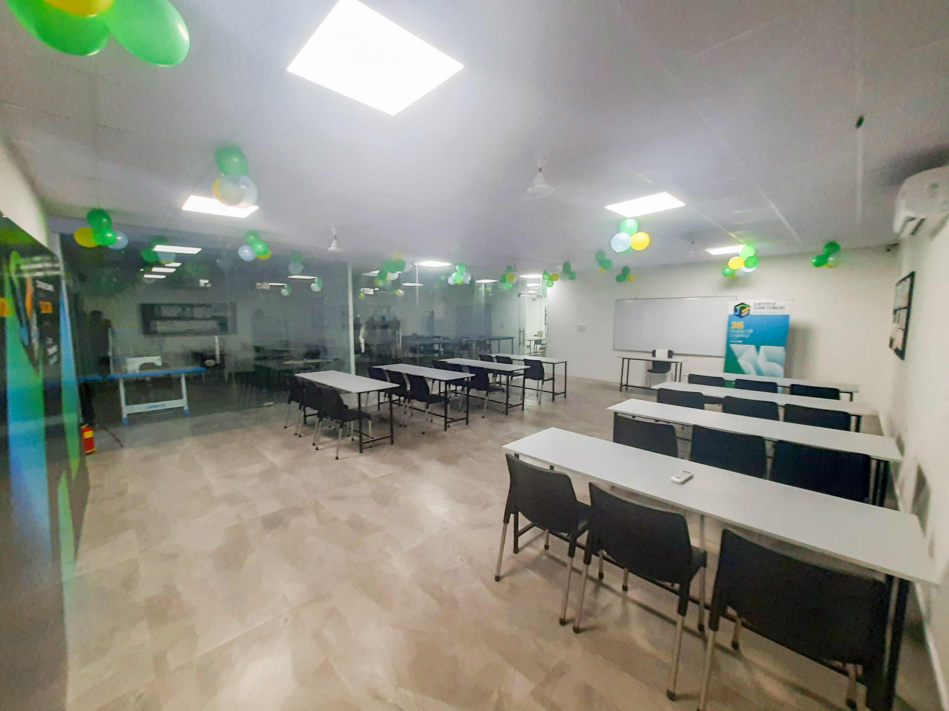 JD Institute of Fashion Technology, Siliguri Classroom(1)